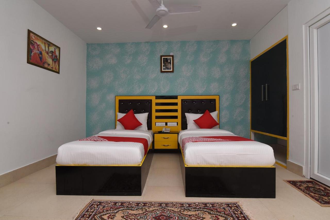 Capital O 13310 Noida Suites Exteriör bild