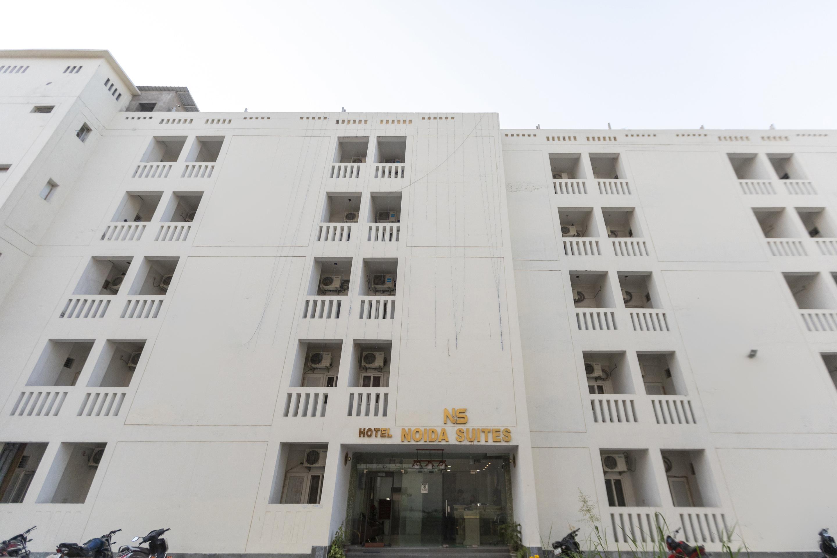Capital O 13310 Noida Suites Exteriör bild