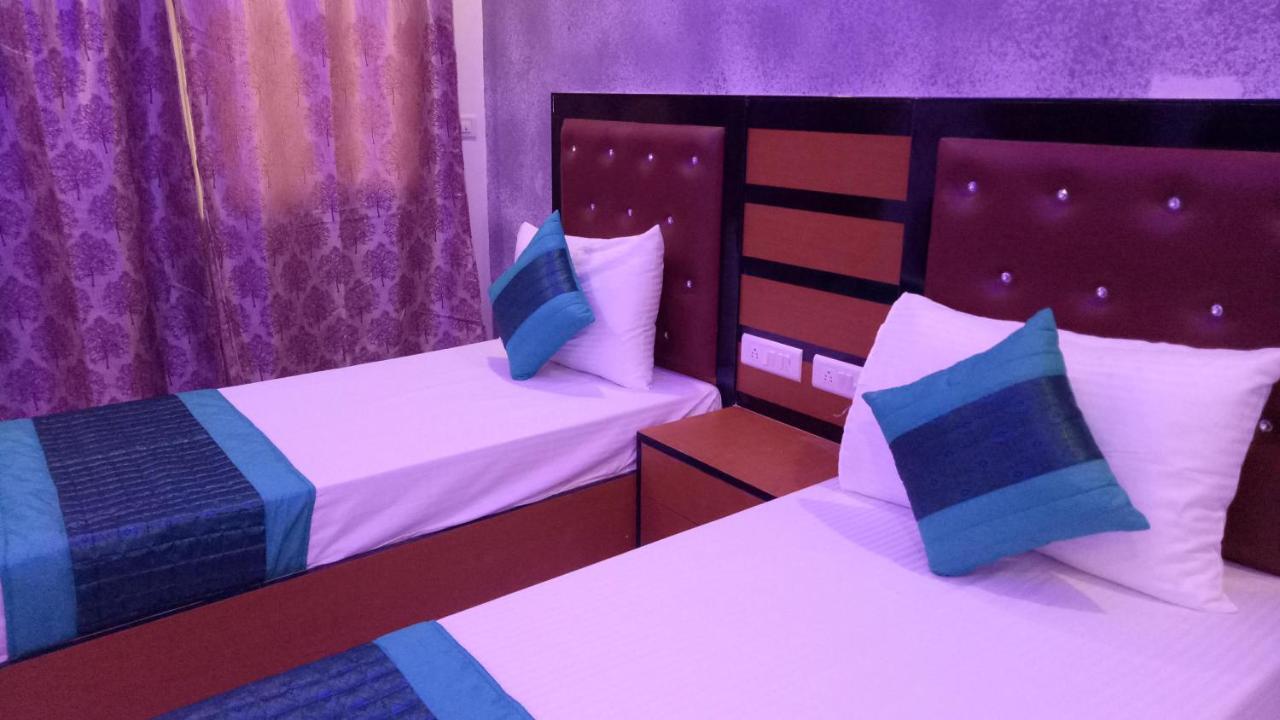 Capital O 13310 Noida Suites Exteriör bild